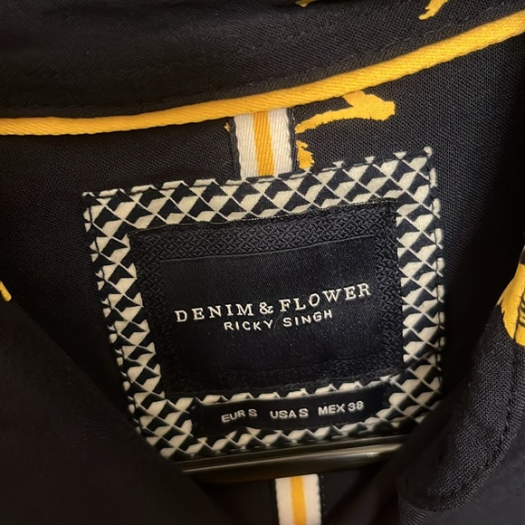 Denim & Flower Mens S Button Down Shirt - Picture 3 of 3